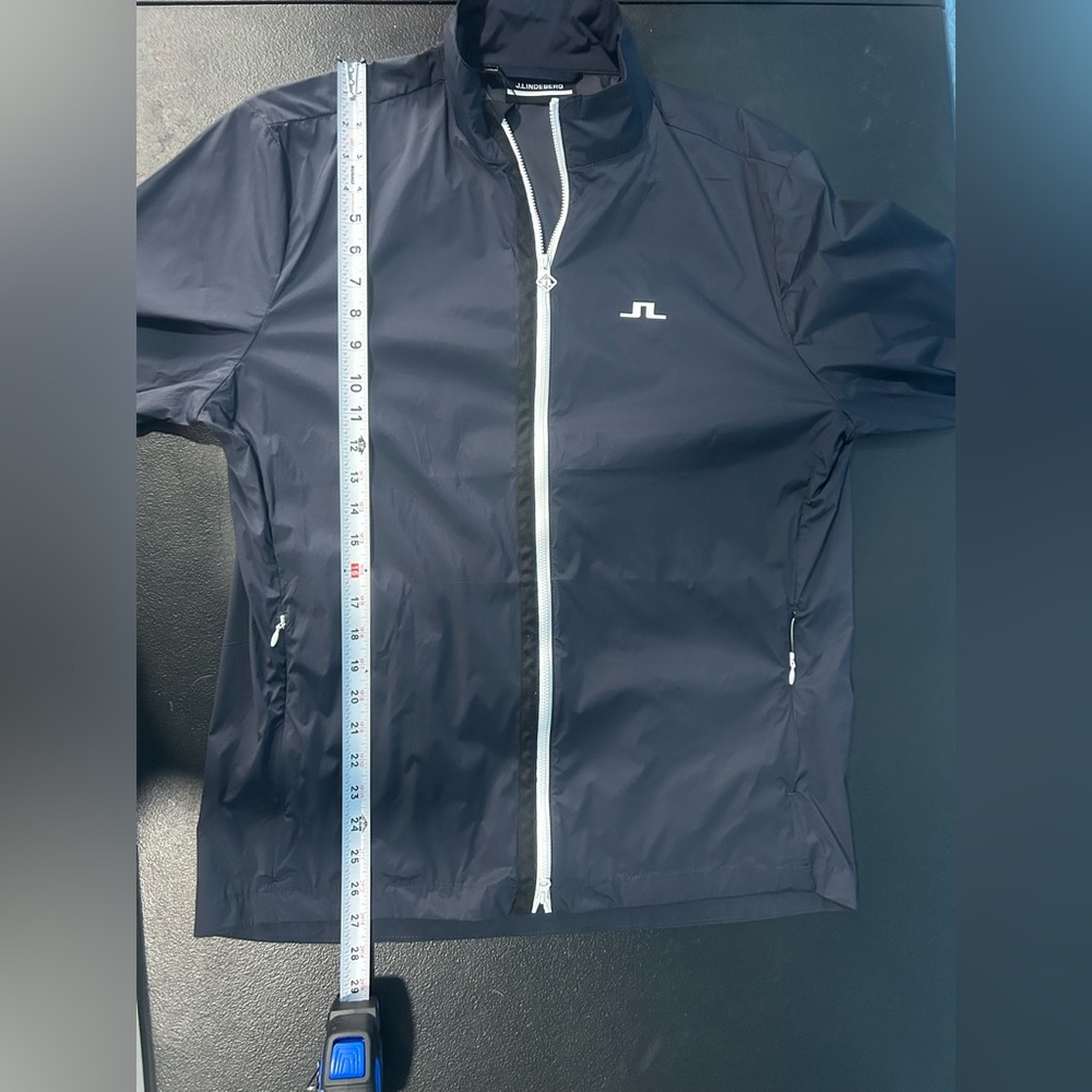 J. LINDEBERG ASH LIGHT PACKABLE JACKET NAVY GOLF NWT SIZE LARGE - Picture 12 of 14